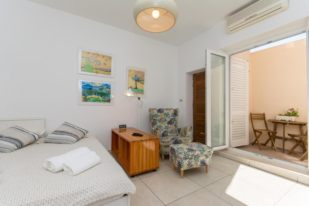 Апартаменти Bura Studio Apartman Дубровник Екстер'єр фото